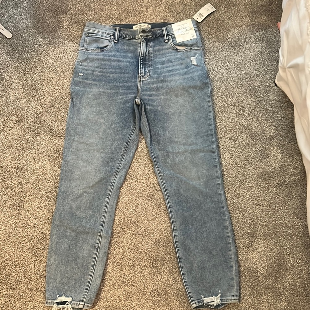 NWT Abercrombie & Fitch The Super Skinny Ankle High Rise Jeans